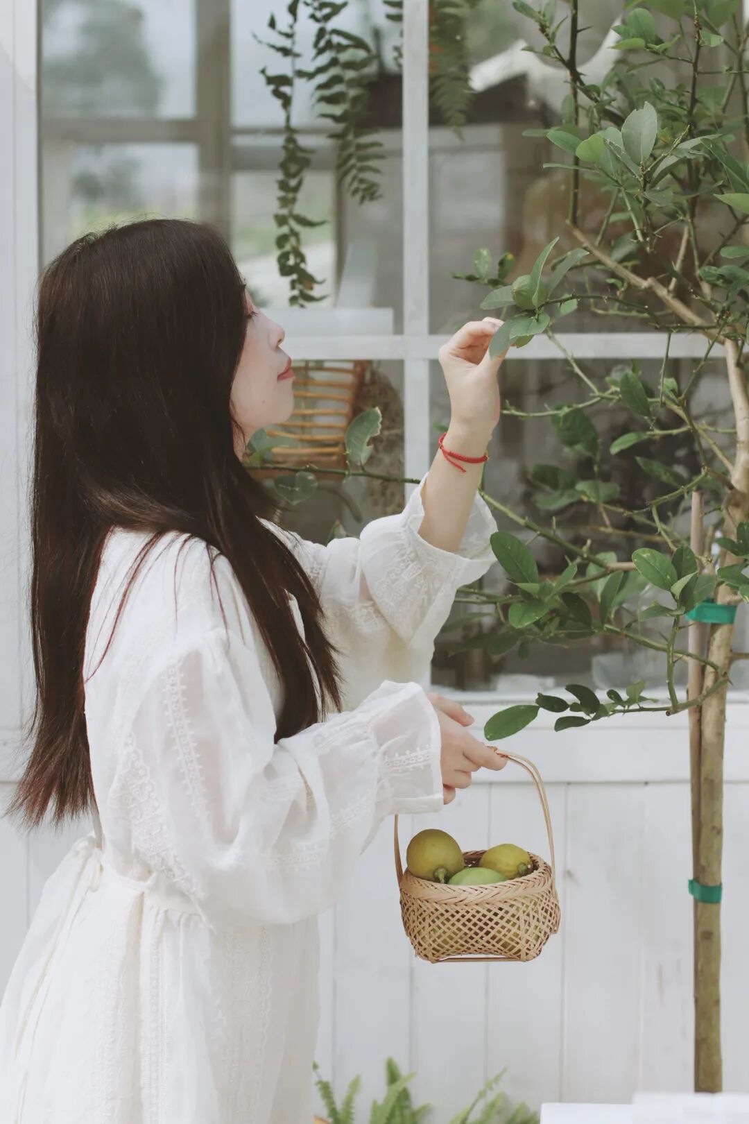 拍照不露脸，5个技巧有氛围感的把自己拍进风景里